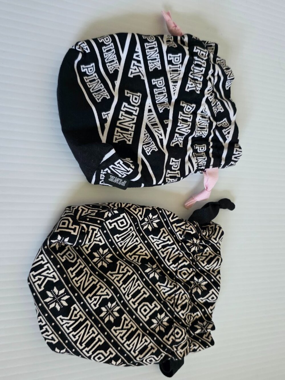 NWOT VS Pink, Set of 2, Jewelry/Gift Pouches
